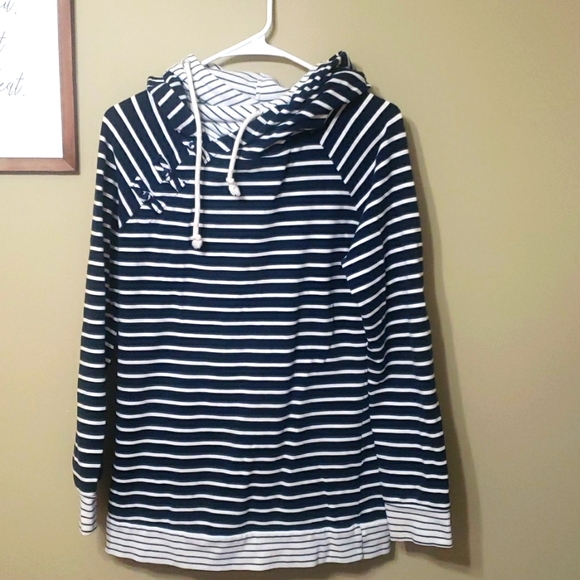 AMPERSAND AVE Sweaters - DOUBLEHOOD Blue White hoodie with knot detail